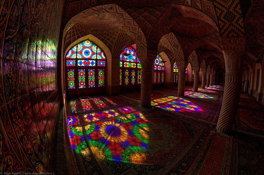 What Happens When Sun Light Hits This Mosque Is Simply