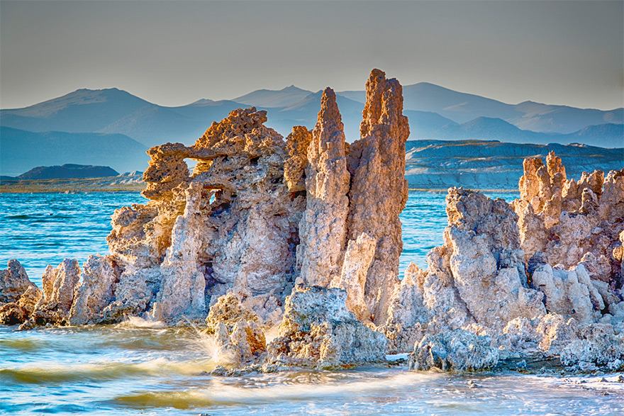 Mono_Lake