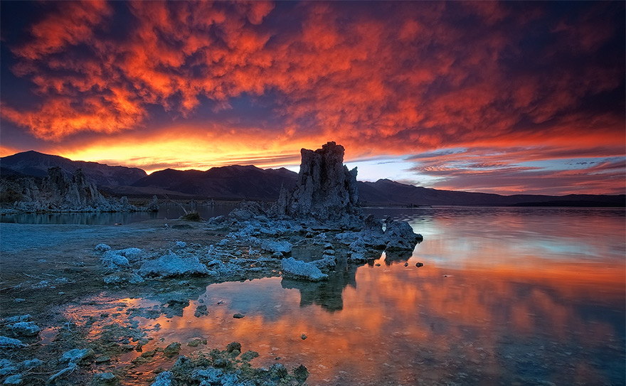 Mono_Lake